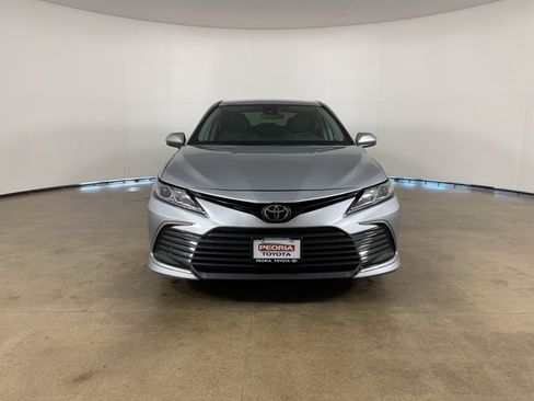 Used 2024 Toyota Camry LE image 3