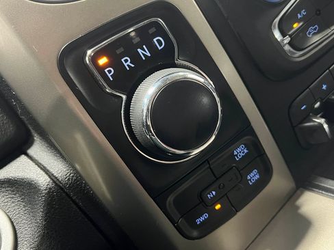 Used 2013 RAM 1500 Outdoorsman AWD/4WD image 31