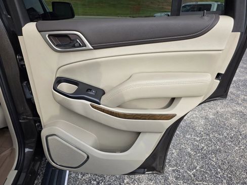 Used 2020 GMC Yukon Denali AWD/4WD image 15