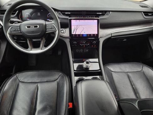 Used 2023 Jeep Grand Cherokee Limited w/ Black Appearance Package RWD image 14