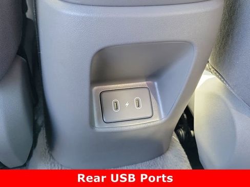 Used 2024 Hyundai Elantra SEL w/ Convenience Package image 19