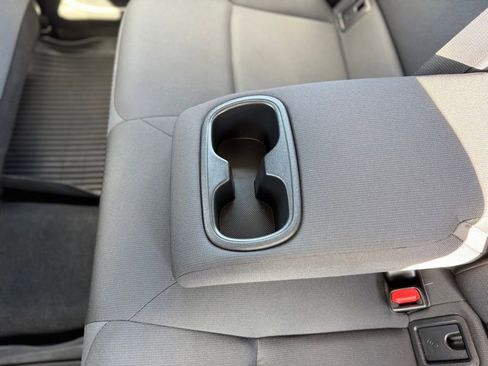 Used 2023 Toyota Corolla LE image 6