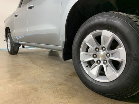 Used 2025 Chevrolet Silverado 1500 LT image 6