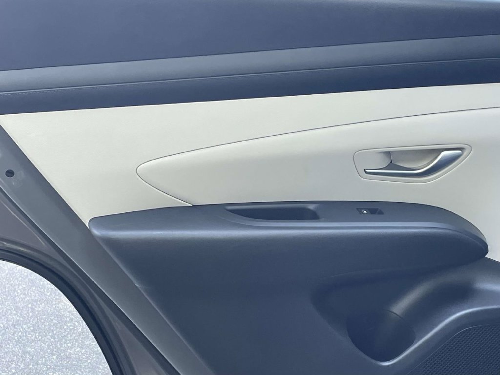 Certified 2025 Hyundai Tucson SEL FWD image 11