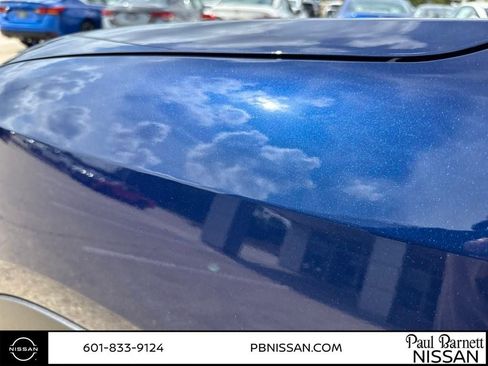 New 2025 Nissan Kicks SR image 12