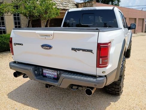 Used 2017 Ford F150 Raptor w/ Equipment Group 802A Luxury AWD/4WD image 15