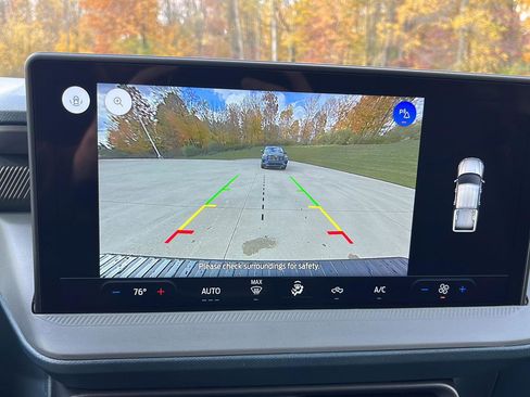 New 2025 Ford Maverick XLT w/ Equipment Group 301A AWD/4WD image 16