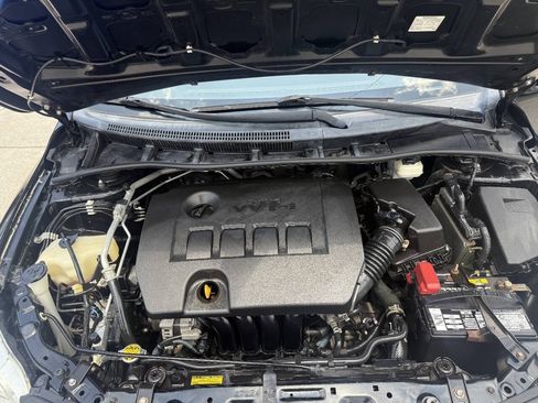 Used 2013 Toyota Corolla L FWD image 23
