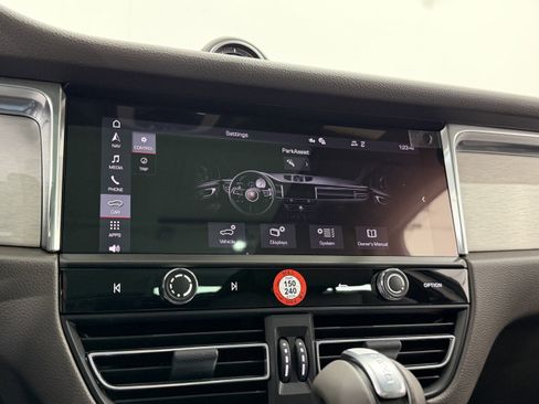 New 2026 Porsche Macan image 43