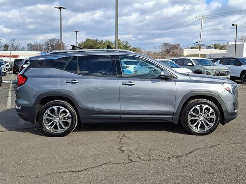 Used 2020 GMC Terrain SLT w/ Preferred Package image 13