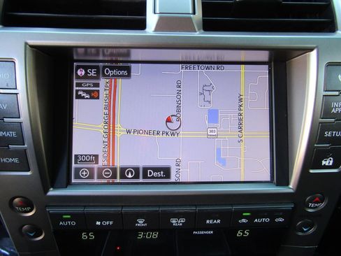 Used 2017 Lexus GX 460 image 17