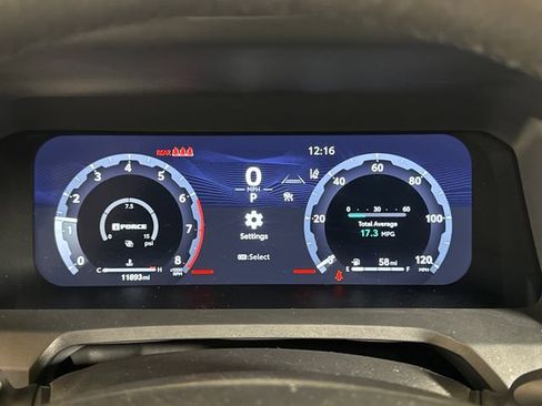 Used 2024 Toyota Tacoma TRD Off-Road w/ TRD Off Road Premium Package AWD/4WD image 36