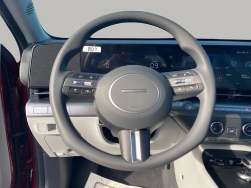 New 2026 Hyundai Kona SE FWD image 17