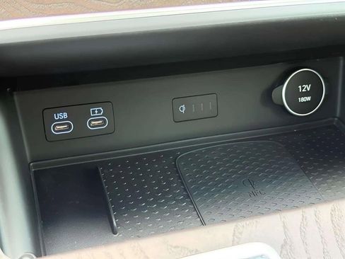 New 2025 Genesis GV80 3.5T Prestige image 17