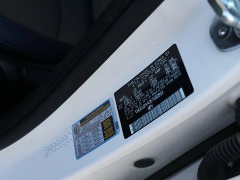 Used 2025 Kia Seltos S FWD image 9
