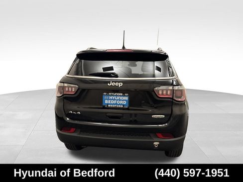 Used 2024 Jeep Compass Latitude AWD/4WD image 6