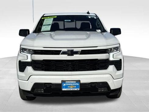 Used 2022 Chevrolet Silverado 1500 RST w/ Convenience Package II image 9
