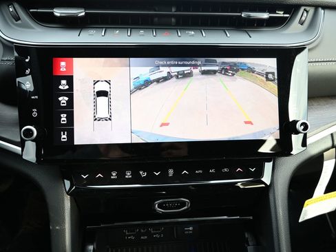 New 2026 Jeep Grand Cherokee Limited image 13