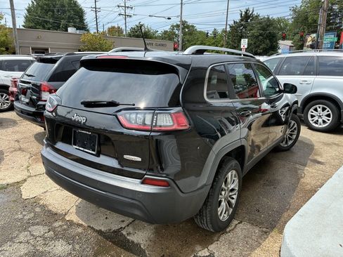 Used 2020 Jeep Cherokee Latitude Plus FWD image 4