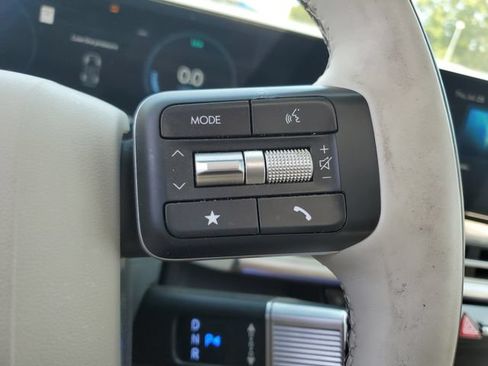Used 2025 Hyundai Santa Fe Calligraphy AWD/4WD image 23