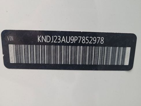 Used 2023 Kia Soul LX w/ LX Technology Package image 33