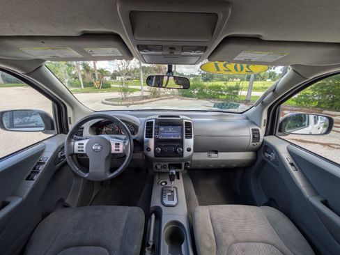 Used 2021 Nissan Frontier SV RWD image 29