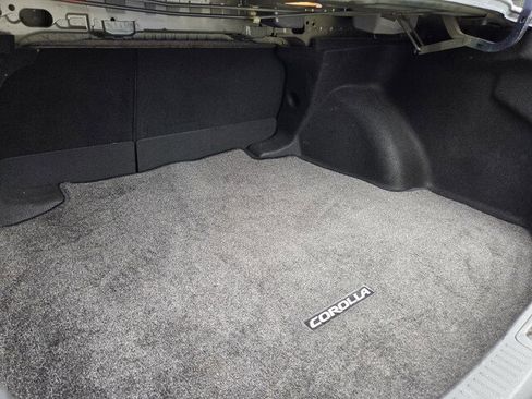 Used 2020 Toyota Corolla LE w/ Carpet Mat Package (TMS) FWD image 27