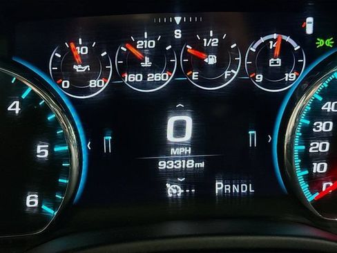 Used 2017 Chevrolet Tahoe LT w/ LT Signature Package AWD/4WD image 13