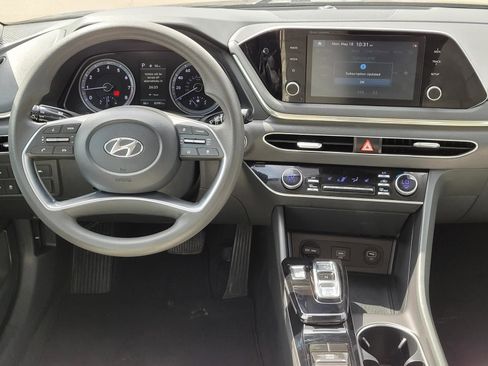 Used 2022 Hyundai Sonata SEL FWD image 16