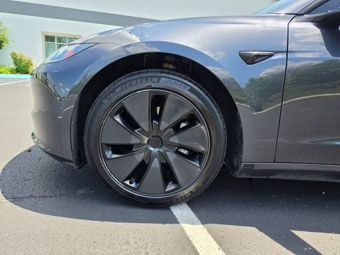 Used 2025 Tesla Model 3 Long Range RWD image 12