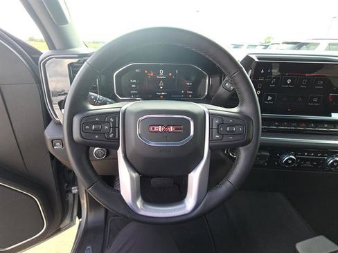 Used 2026 GMC Sierra 1500 SLT RWD image 14