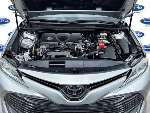 Used 2018 Toyota Camry LE FWD image 26