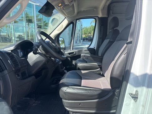 Used 2023 RAM ProMaster 2500 image 6