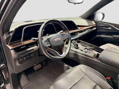Used 2023 Cadillac Escalade Premium Luxury w/ Performance Package AWD/4WD image 8