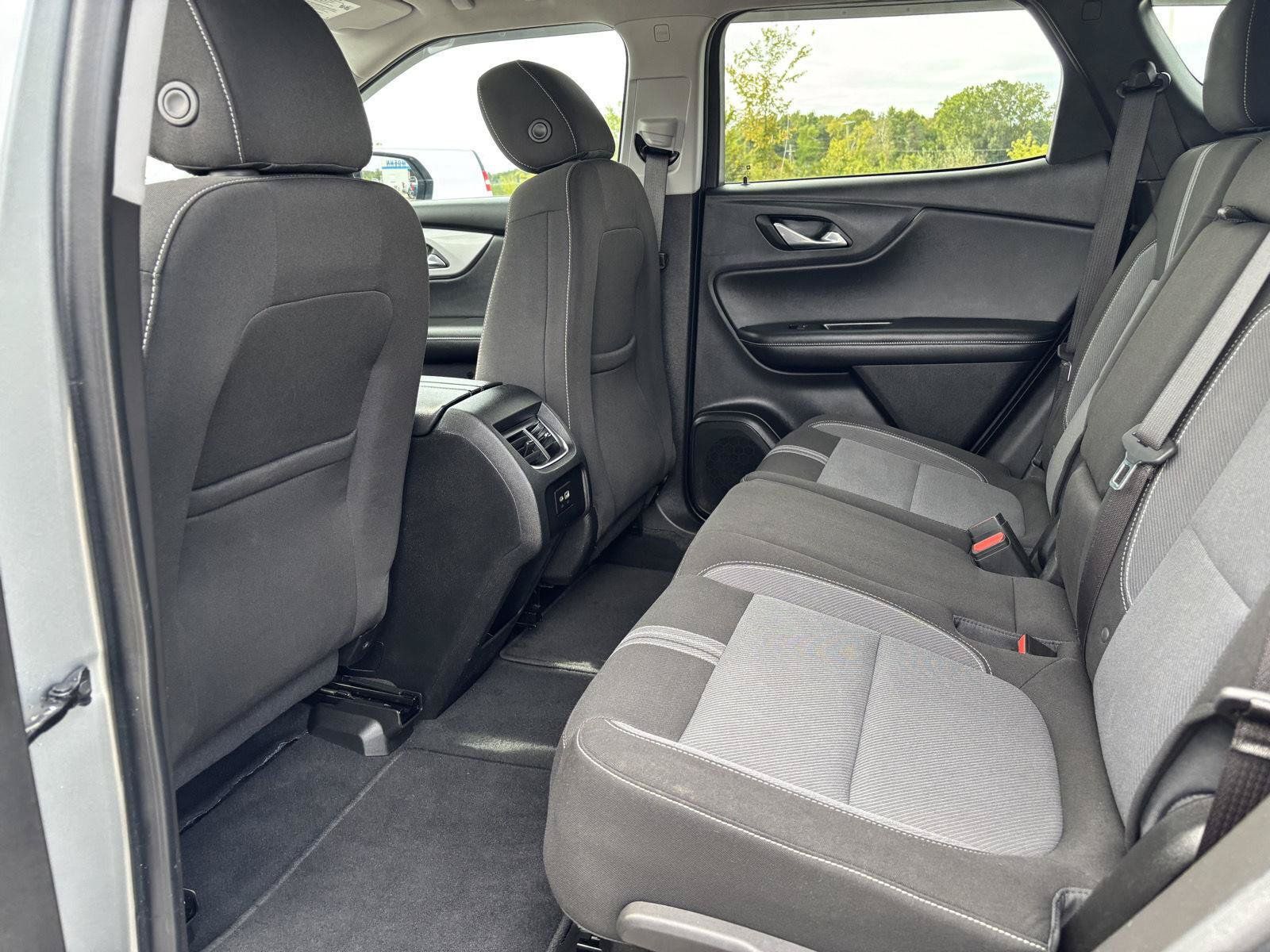 Used 2023 Chevrolet Blazer LT w/ Convenience Package FWD image 19