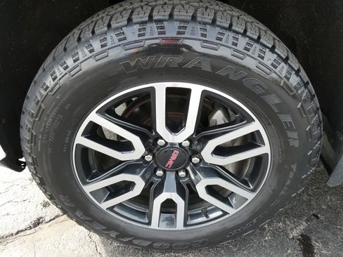 Certified 2021 GMC Sierra 1500 AT4 image 11