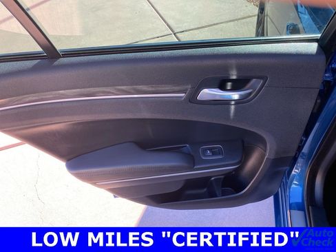 Used 2021 Chrysler 300 Touring w/ Sport Appearance Package image 13