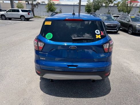 Used 2017 Ford Escape SE w/ Equipment Group 201A AWD/4WD image 6