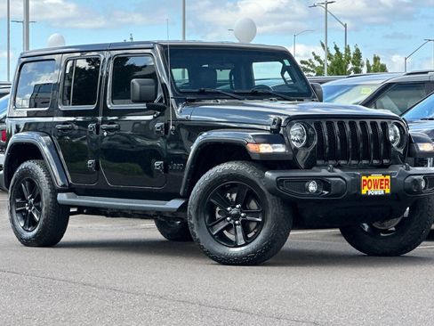 Used 2021 Jeep Wrangler Unlimited Sahara AWD/4WD image 2