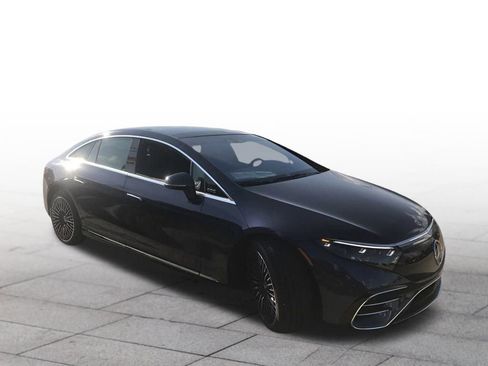 Used 2023 Mercedes-Benz EQS 580 580 image 34