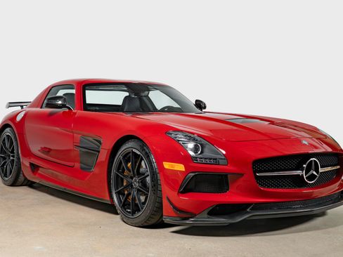 Used 2014 Mercedes-Benz SLS AMG Black Series image 5
