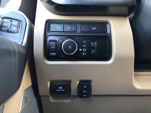 Used 2024 Ford F350 Lariat w/ Sport Appearance Package image 27