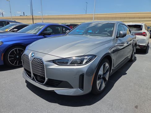 Used 2026 BMW i4 eDrive40 w/ Driving Assistance Package RWD image 3