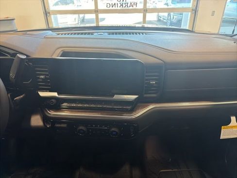 New 2026 Chevrolet Silverado 1500 LT w/ Z71 Off-Road Package image 30