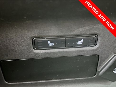 Used 2019 Land Rover Range Rover Velar R-Dynamic SE image 28