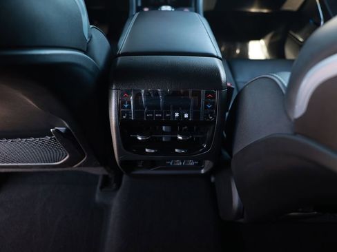 Used 2023 Jeep Grand Cherokee Overland w/ Advanced Protech Group III AWD/4WD image 31