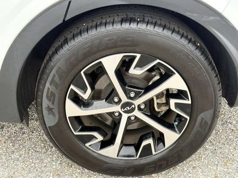 Used 2023 Kia Sportage EX FWD image 16