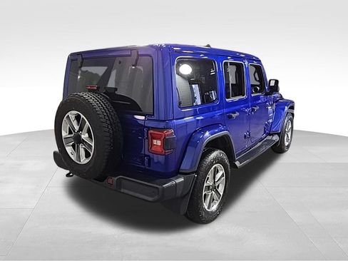 Used 2019 Jeep Wrangler Unlimited Sahara w/ Uconnect 4C Nav & Sound Group AWD/4WD image 7