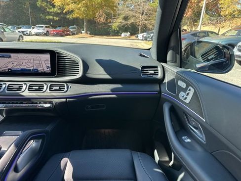 Used 2025 Mercedes-Benz GLE 450 4MATIC image 16