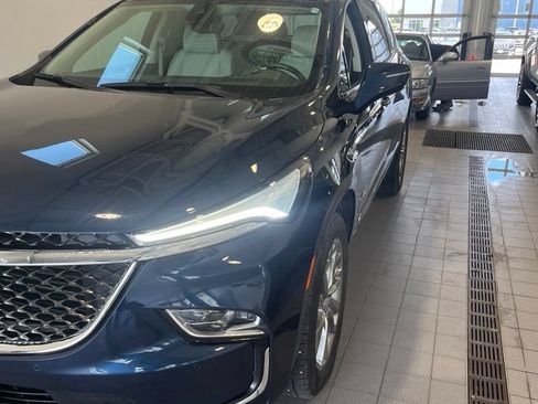 Used 2024 Buick Enclave Avenir w/ Avenir Technology Package AWD/4WD image 8